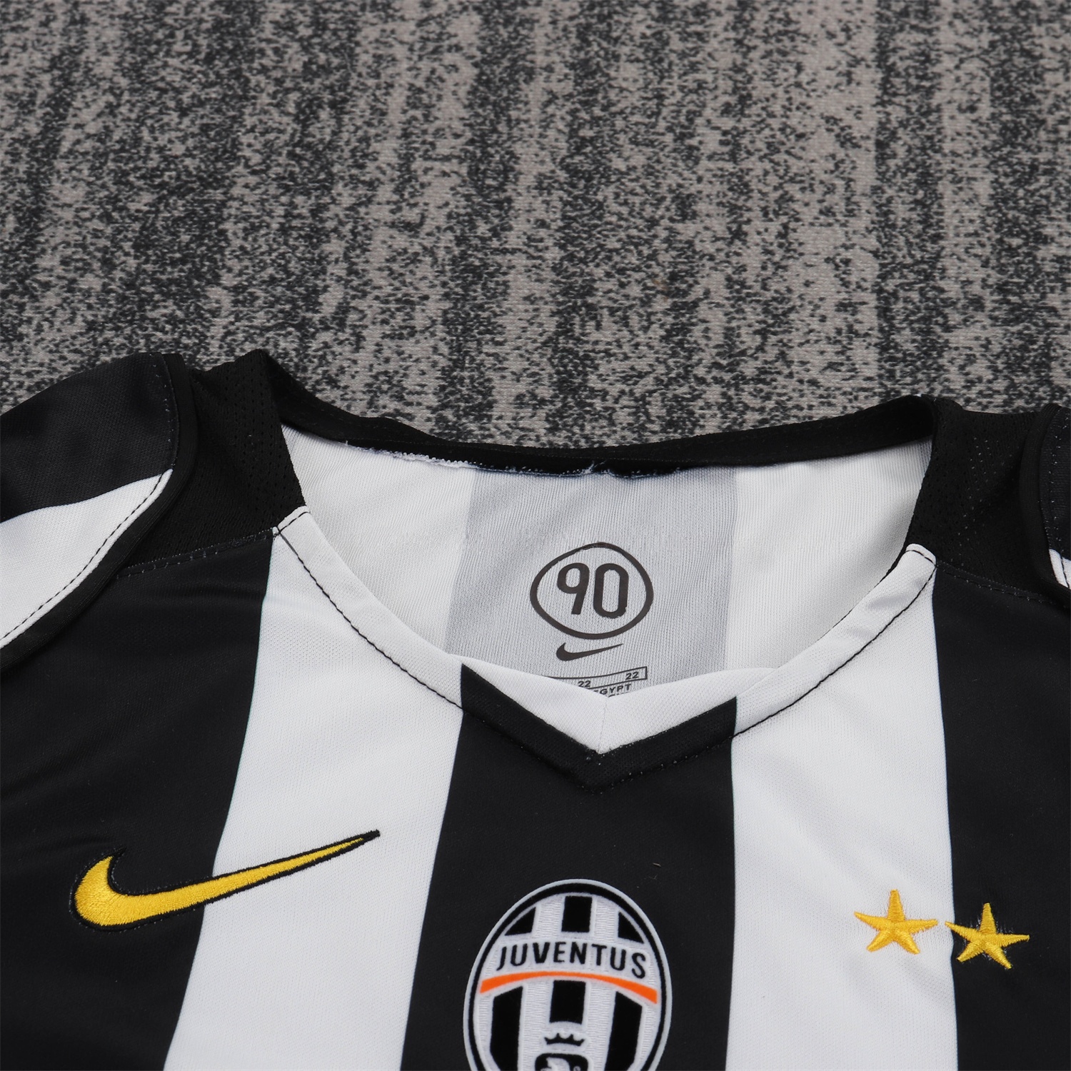 Retro Juventus 2004-05 Home Kids Kit - Unitedfutballjersey