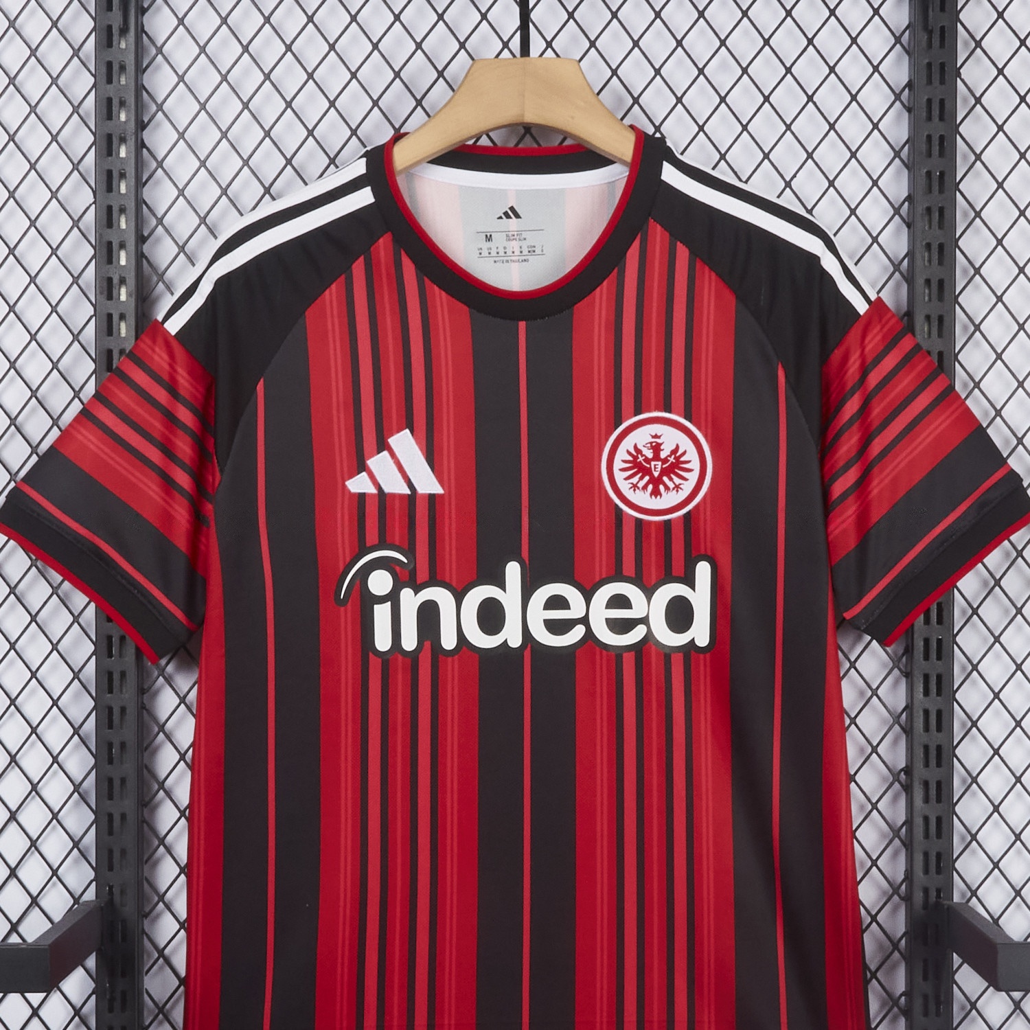 Frankfurt 26-27 Home Jersey - Fans Version - Unitedfutballjersey