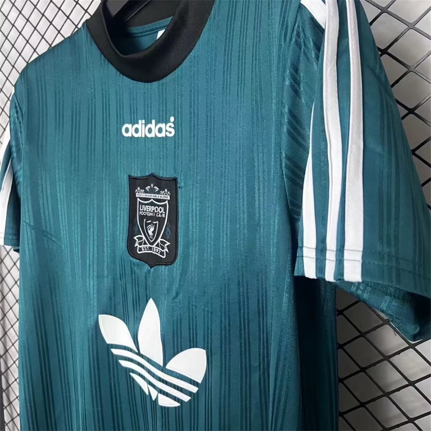 Retro Liver.pool 1995-96 Green Training Jersey - Unitedfutballjersey