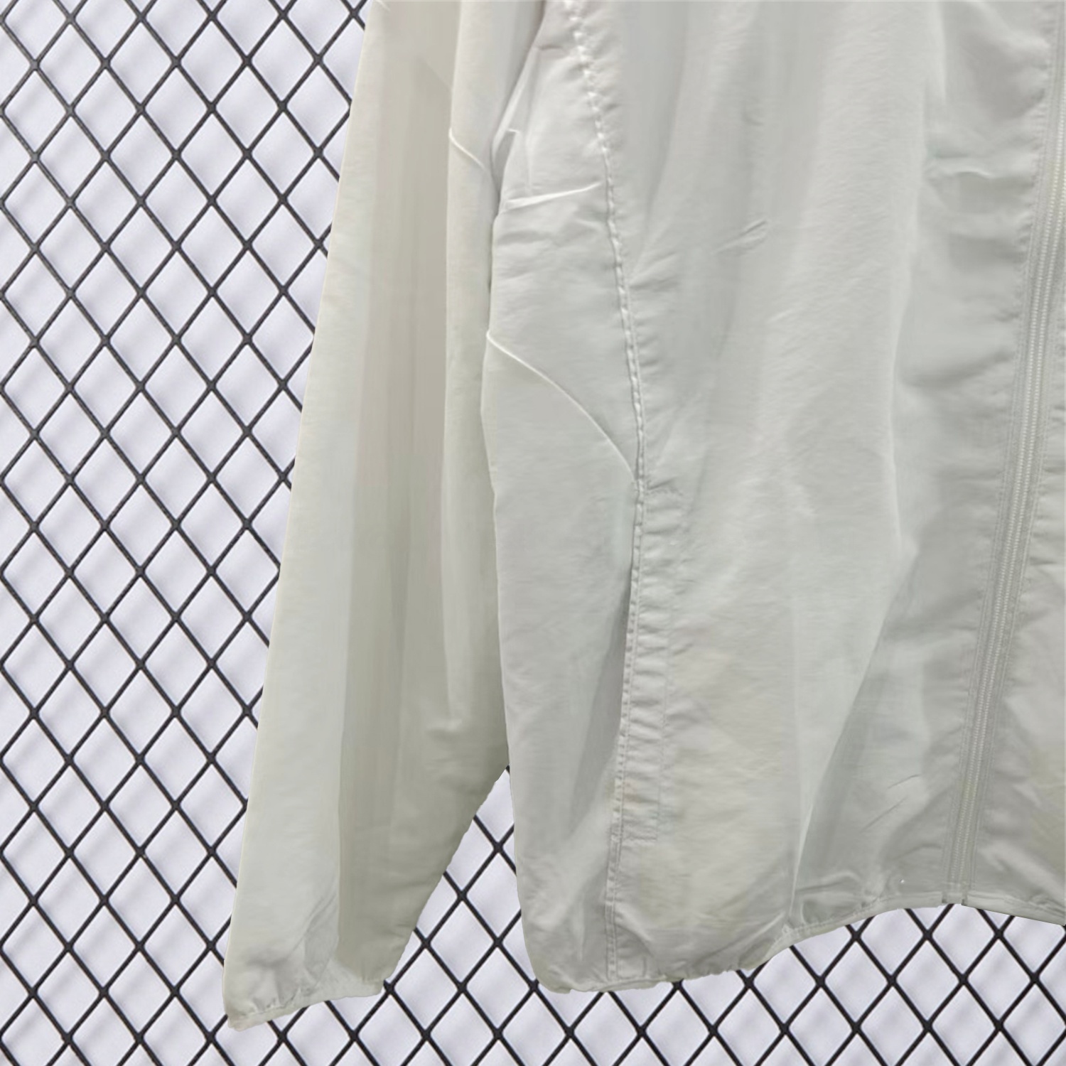 Real Madrid 25-26 White With Blue Special Windbreaker Jacket - Unitedfutballjersey