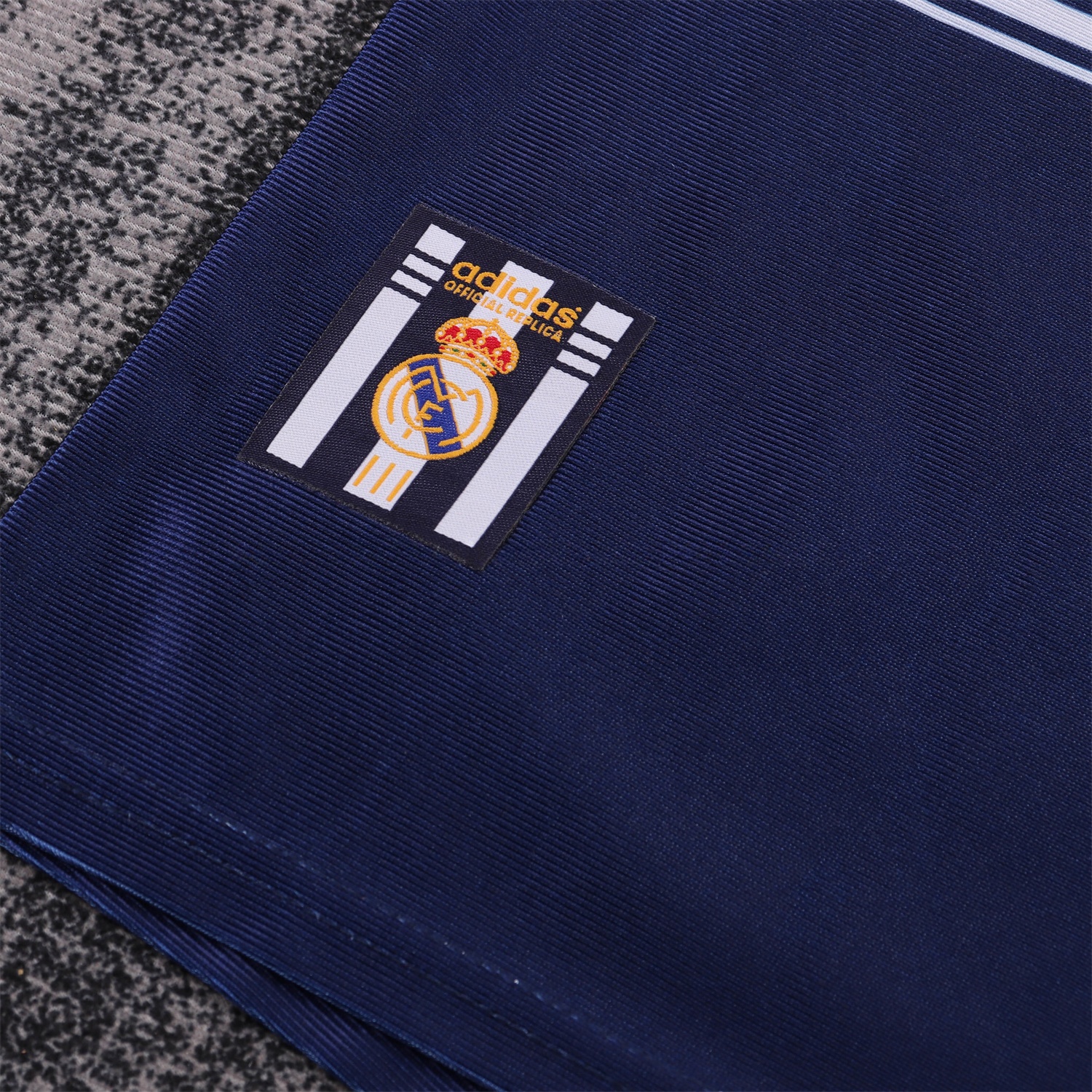 Retro Real Madrid 1998-99 Away Kids Kit - Unitedfutballjersey