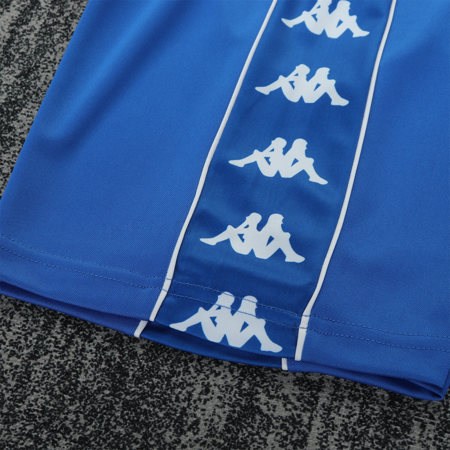 Retro Juventus 1999-00 Away Kids Kit - Unitedfutballjersey