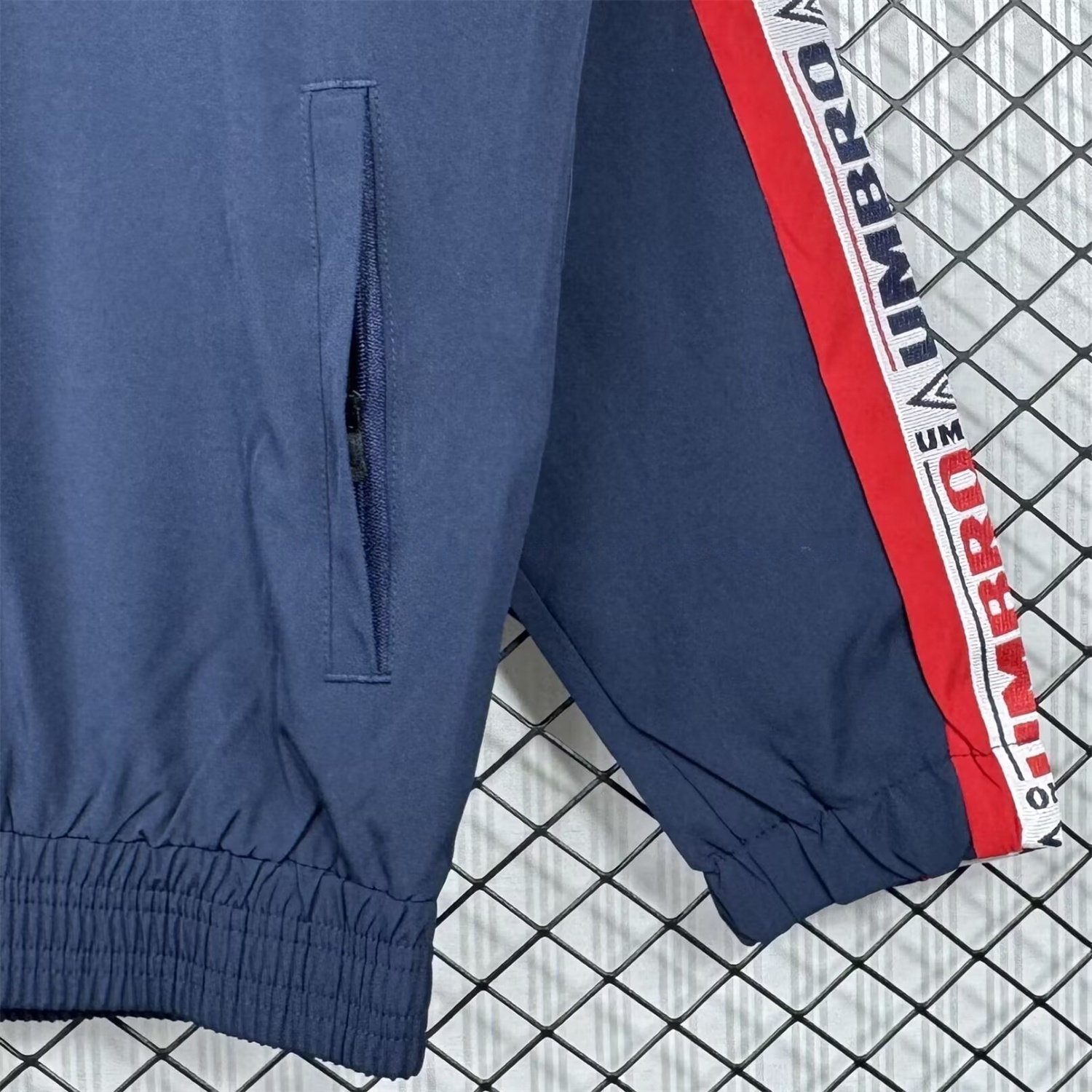 Retro Celta Vigo 1998-99 Windbreaker Jacket - White And Blue - Unitedfutballjersey