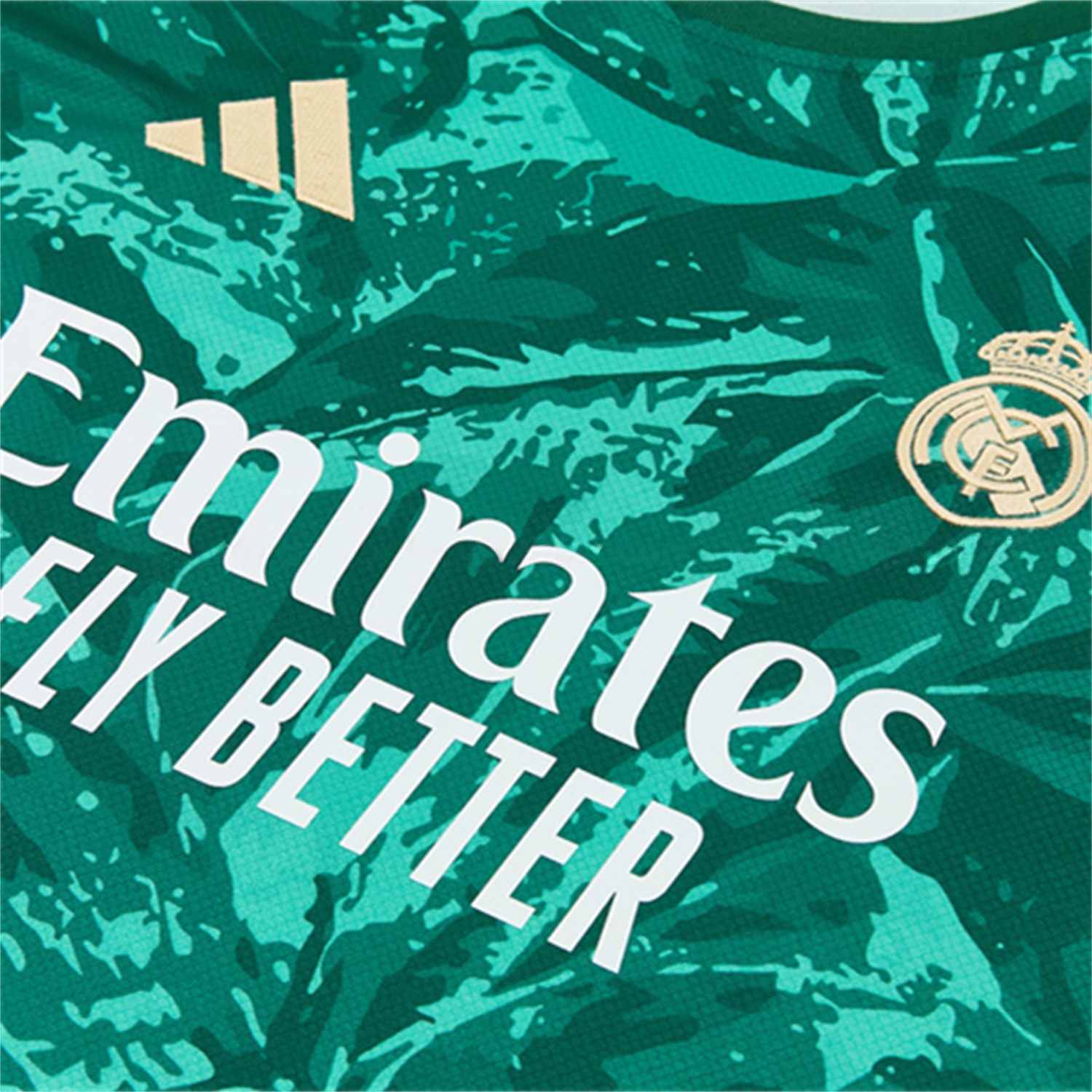 Real Madrid 26-27 Kids Short-Sleeve Training Set - Green Camouflage Top & Green Shorts - Unitedfutballjersey