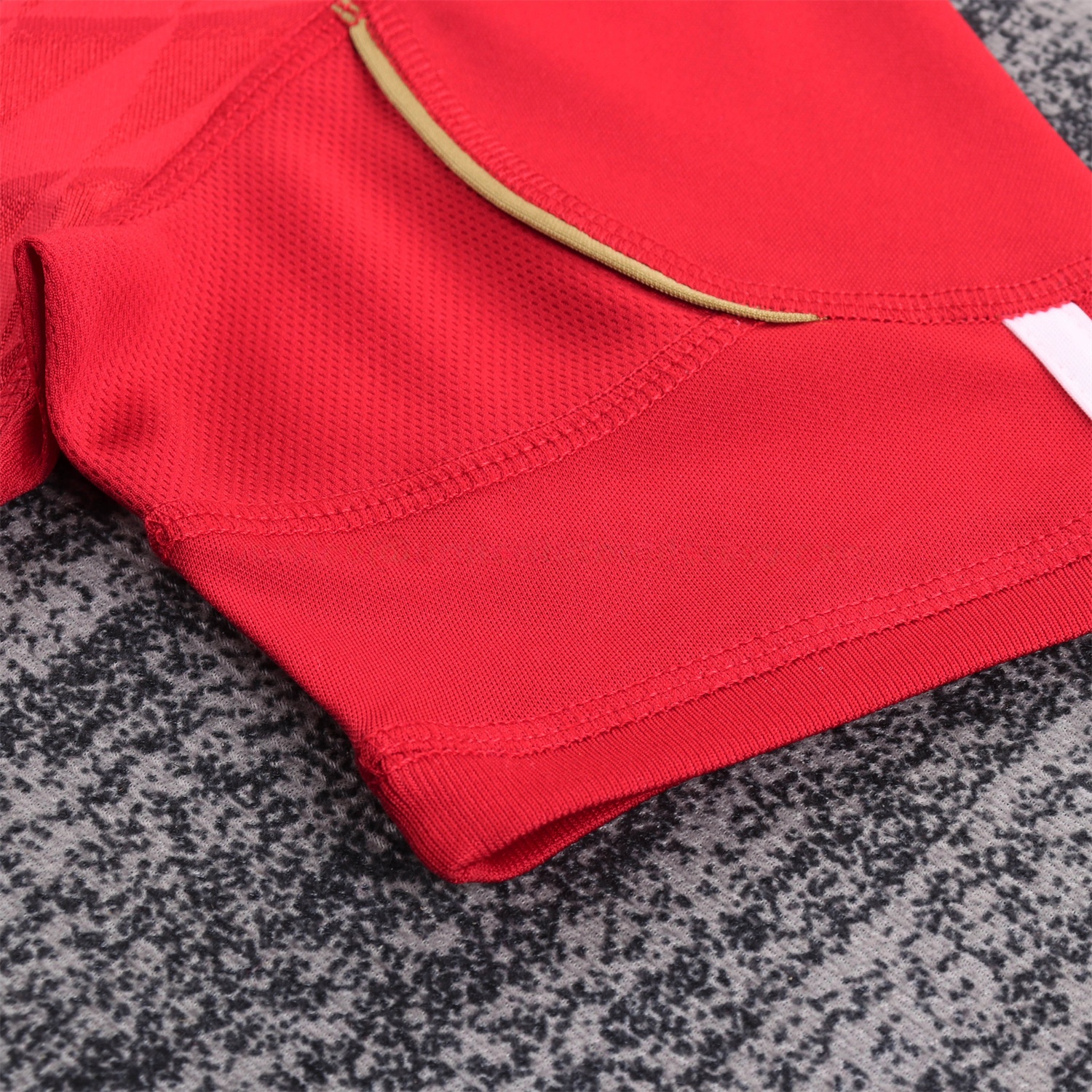 Retro Liver.pool 2010-11 Home Kids Kit - Unitedfutballjersey