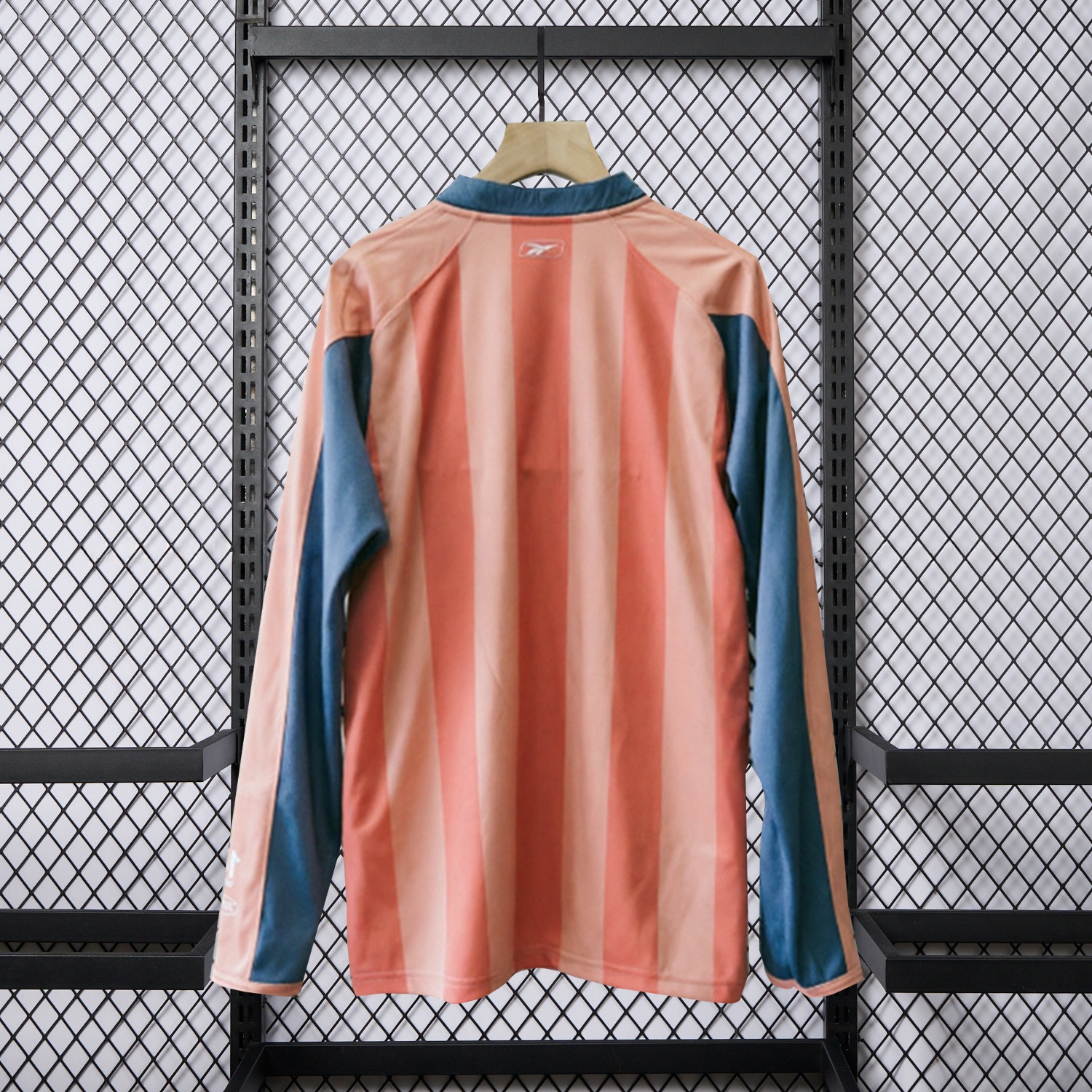 Retro Chivas de Guadalajara 2006-07 Pink Goalkeeper Long Sleeves Jersey - Unitedfutballjersey