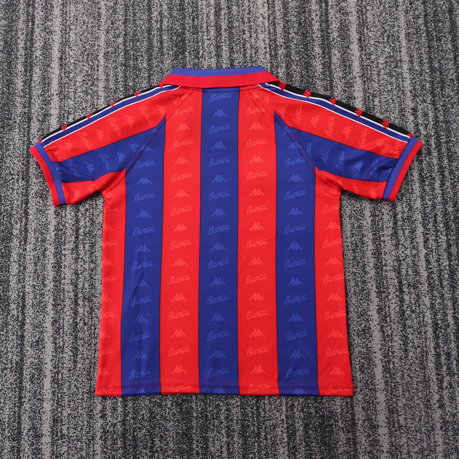 Retro Barcelona 1996-97 Home Kids Kit - Unitedfutballjersey