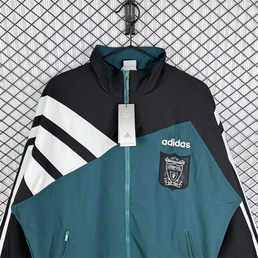 Retro Liver.pool 1995-96 Green And Black Windbreaker - Unitedfutballjersey