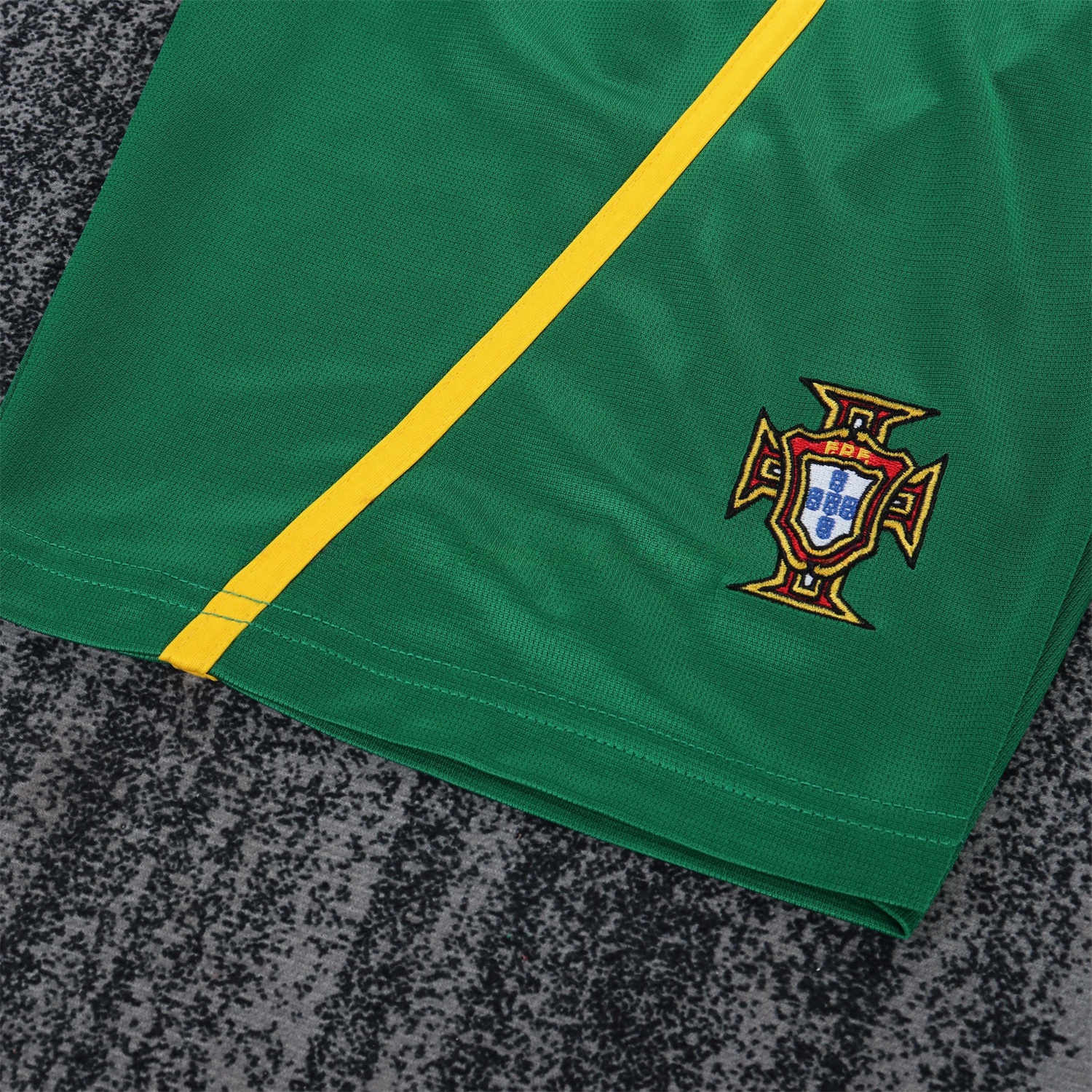 Retro Portugal 2000 Home Kids Kit - Unitedfutballjersey