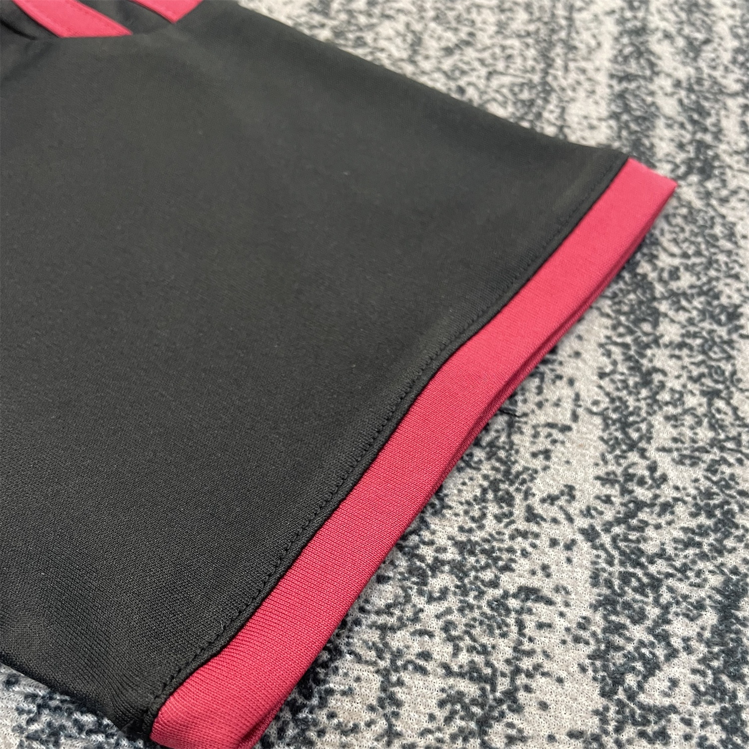 Retro AC Milan 2009-10 Home Red Kids Kit - Unitedfutballjersey