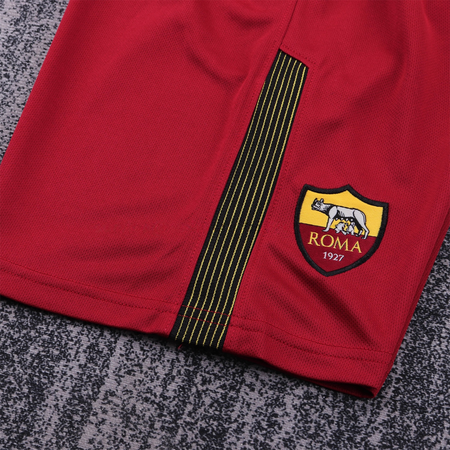 Retro Roma 2017-18 Home Kids Kit - Unitedfutballjersey