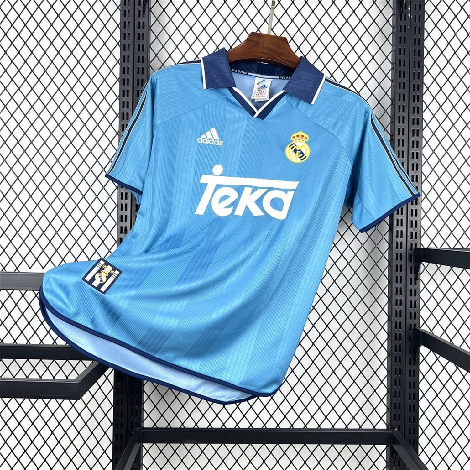 Retro Real Madrid 1999-00 Third Jersey - Unitedfutballjersey