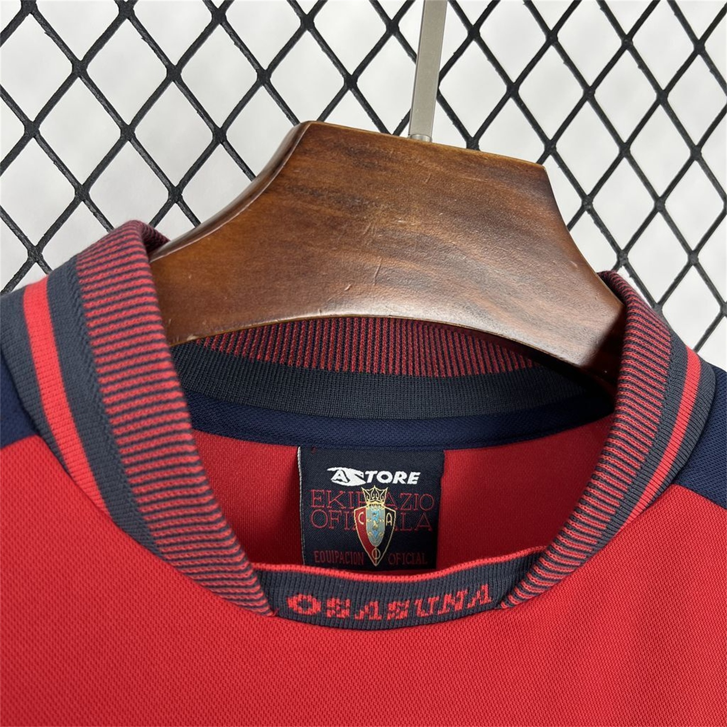 Retro Osasuna 2000-01 Home Jersey - Unitedfutballjersey