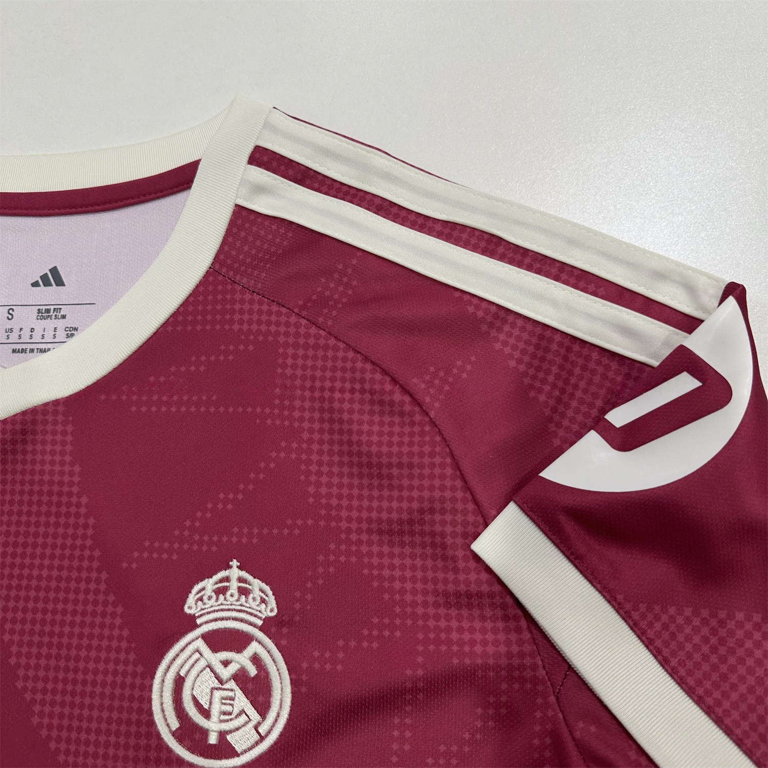 Real Madrid 26-27 Third Jersey - Fans Version - Unitedfutballjersey