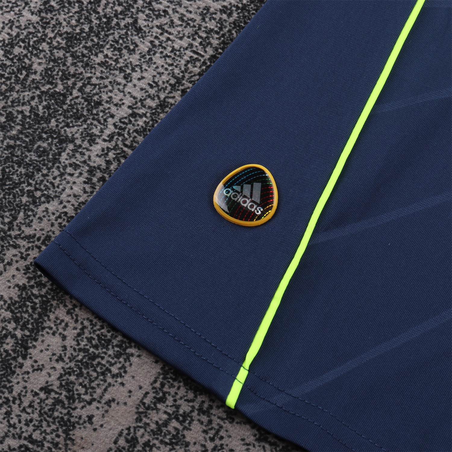 Retro Real Madrid 2010-11 Away Kids Kit - Unitedfutballjersey