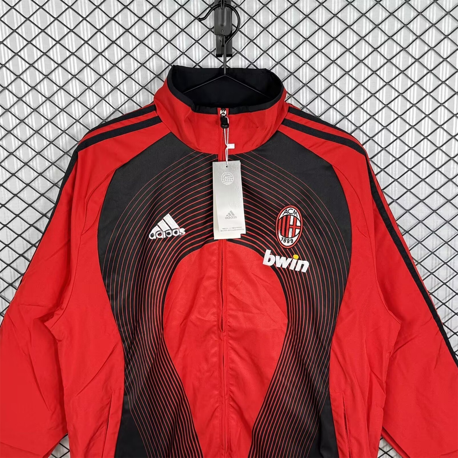 Retro AC Milan 2006-07 Home Windbreaker Jacket - Red With Black - Unitedfutballjersey