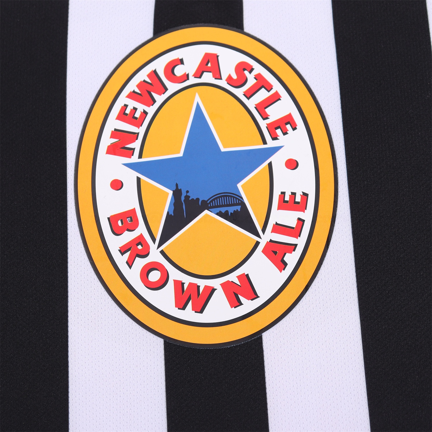 Retro Newcastle United 1997-99 Home Kids Kit - Unitedfutballjersey
