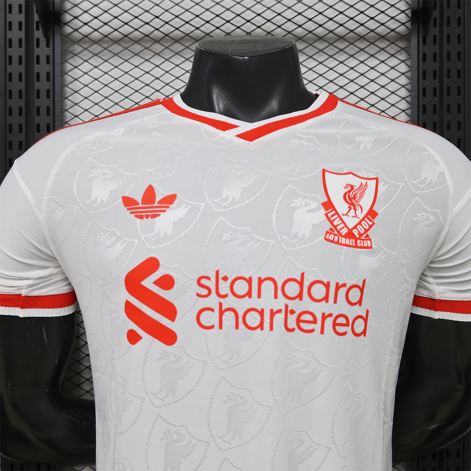 Liver.pool 26-27 Casual White With Faint Logos Jersey - Player Version - Unitedfutballjersey