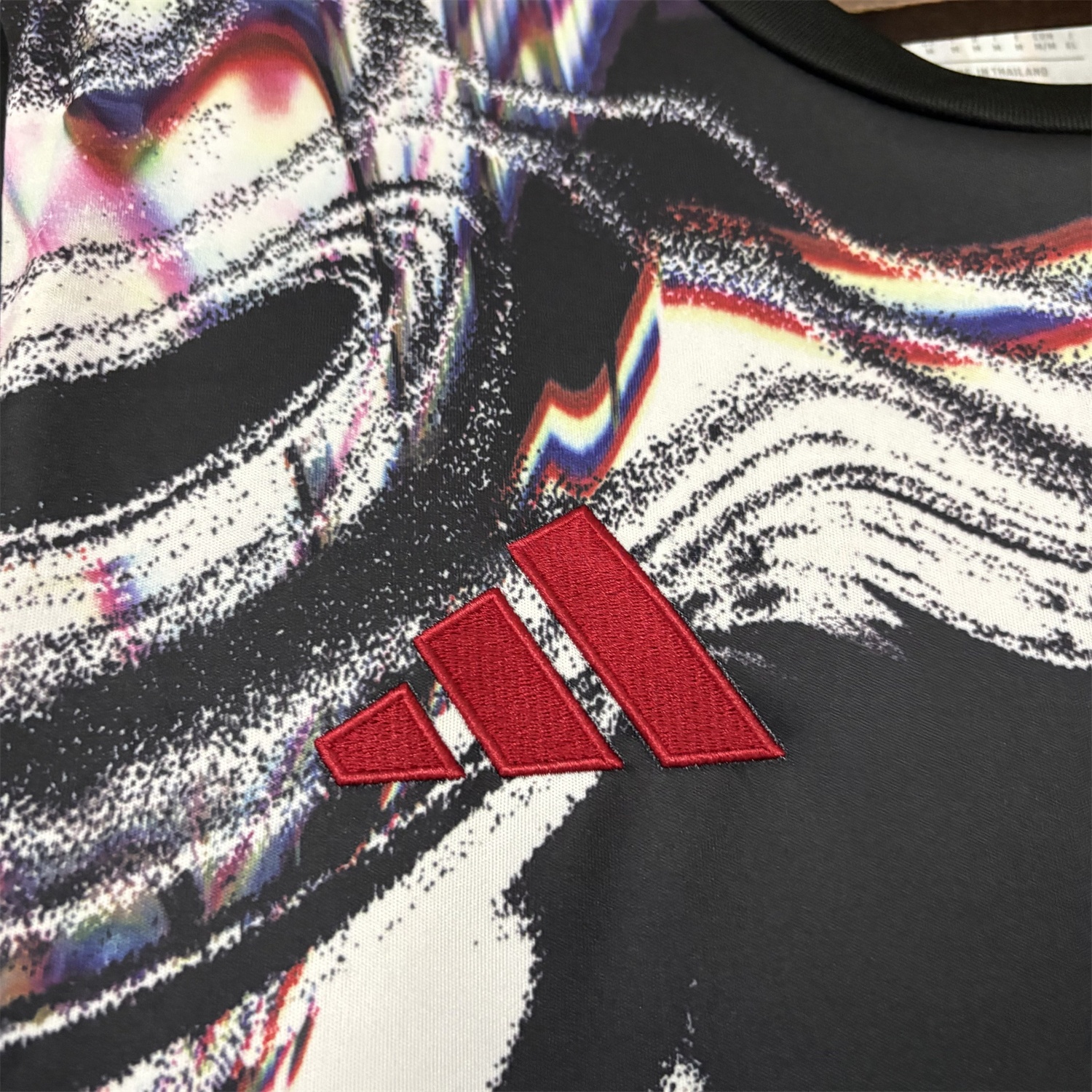 Manchester United 25-26 Ripples Black Special Jersey - Fans Version - Unitedfutballjersey