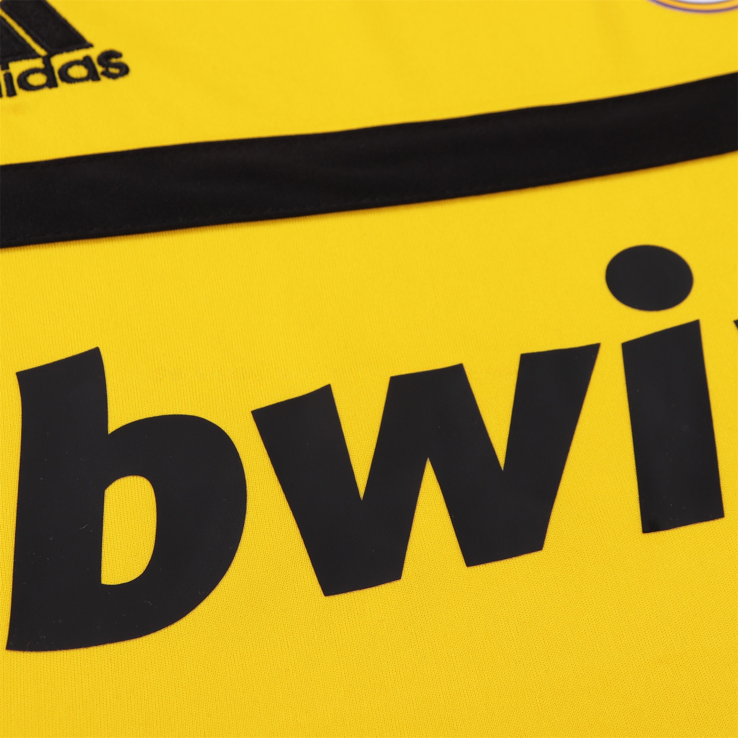 Retro Real Madrid 2011-12 Yellow Goalkeeper Kids Kit - Unitedfutballjersey