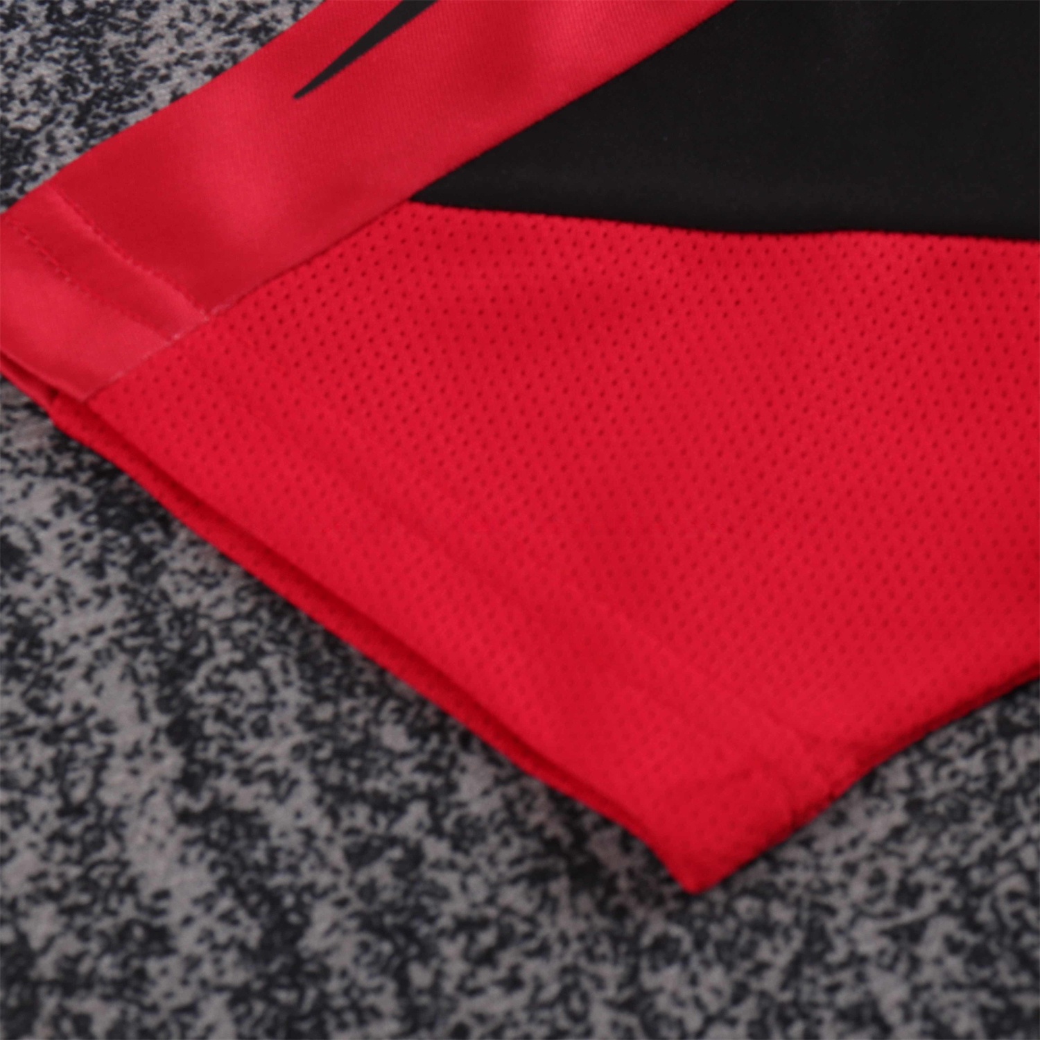 Retro AC Milan 2004-05 Home Kids Kit - Unitedfutballjersey