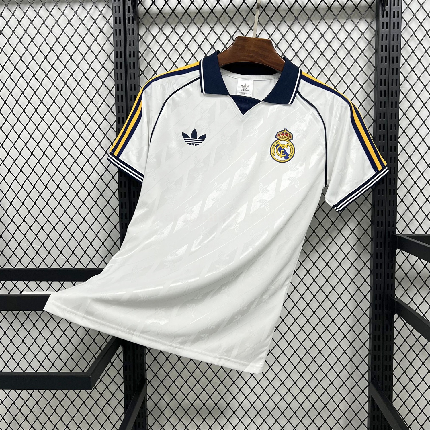 Real Madrid 26-27 White Casual Jersey - Fans Version - Unitedfutballjersey