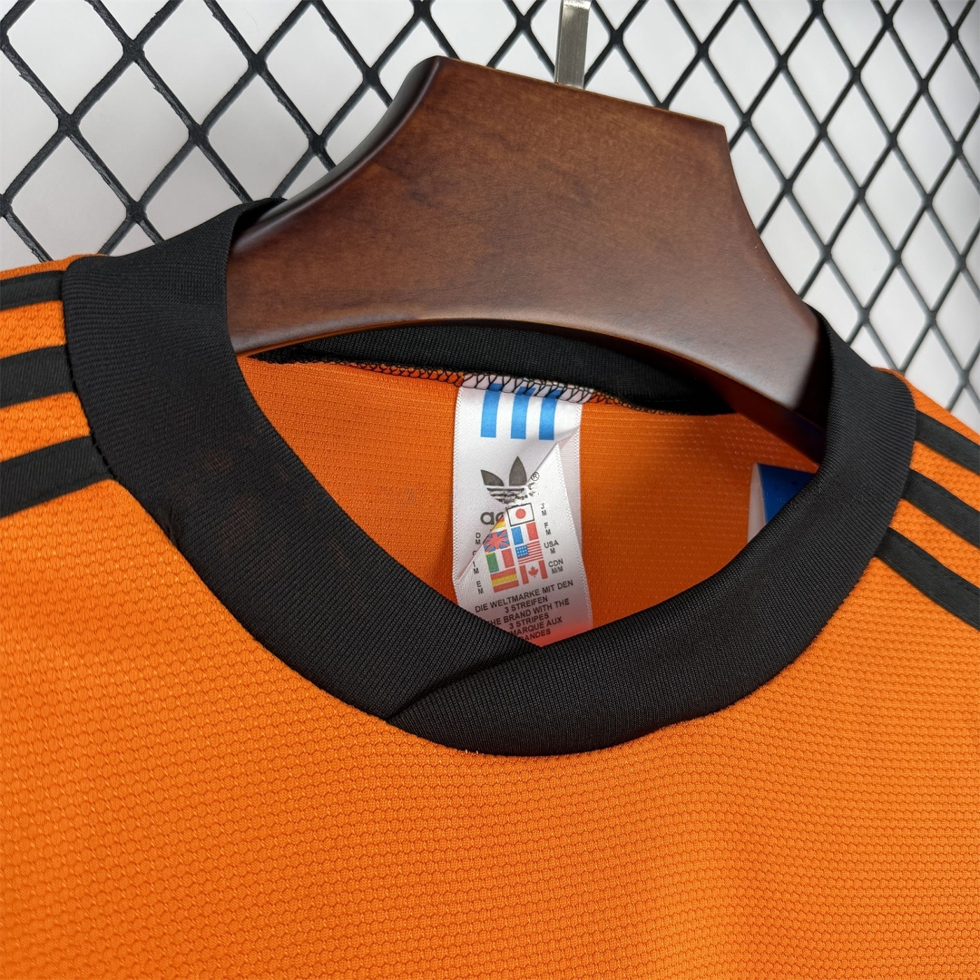 Retro Netherlands 1980 Home Long Sleeves Jersey - Fans Version - Unitedfutballjersey