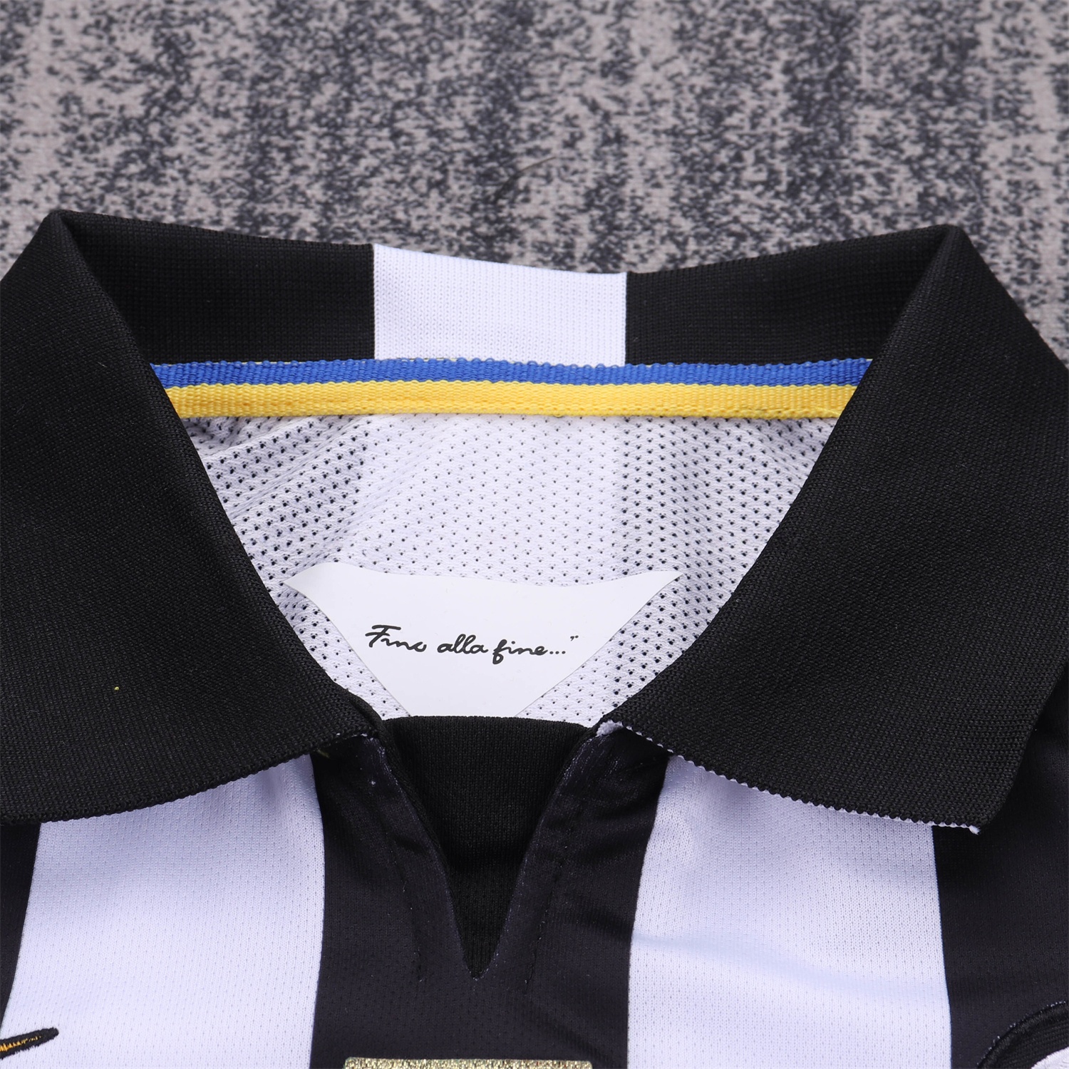 Retro Juventus 2014-15 Home Kids Kit - Unitedfutballjersey