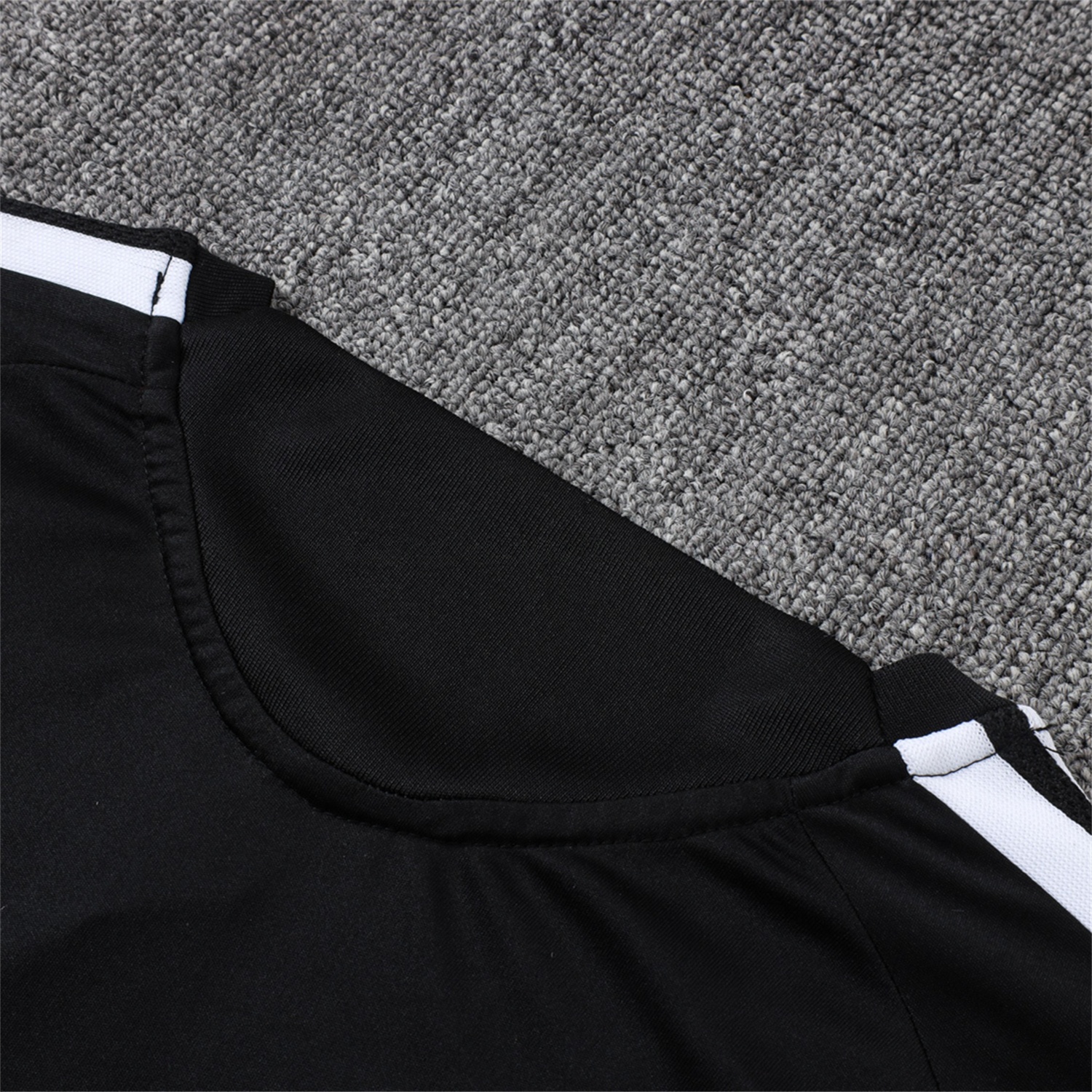 INT M.A.M 26-27 Short-Sleeve Training Set - Black With White Top & Pink Shorts - Unitedfutballjersey