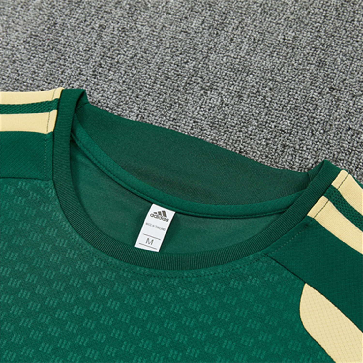 Real Madrid 26-27 Kids Short-Sleeve Training Set - Green Top & Green Shorts - Unitedfutballjersey