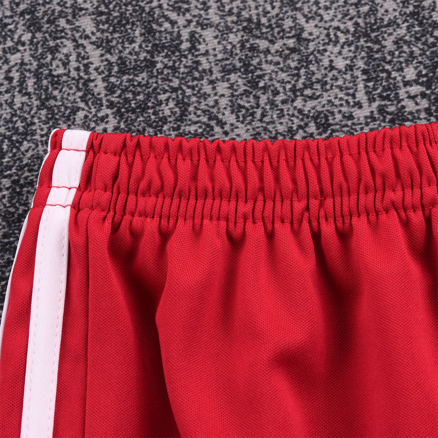 Retro Liver.pool 2010-11 Home Kids Kit - Unitedfutballjersey