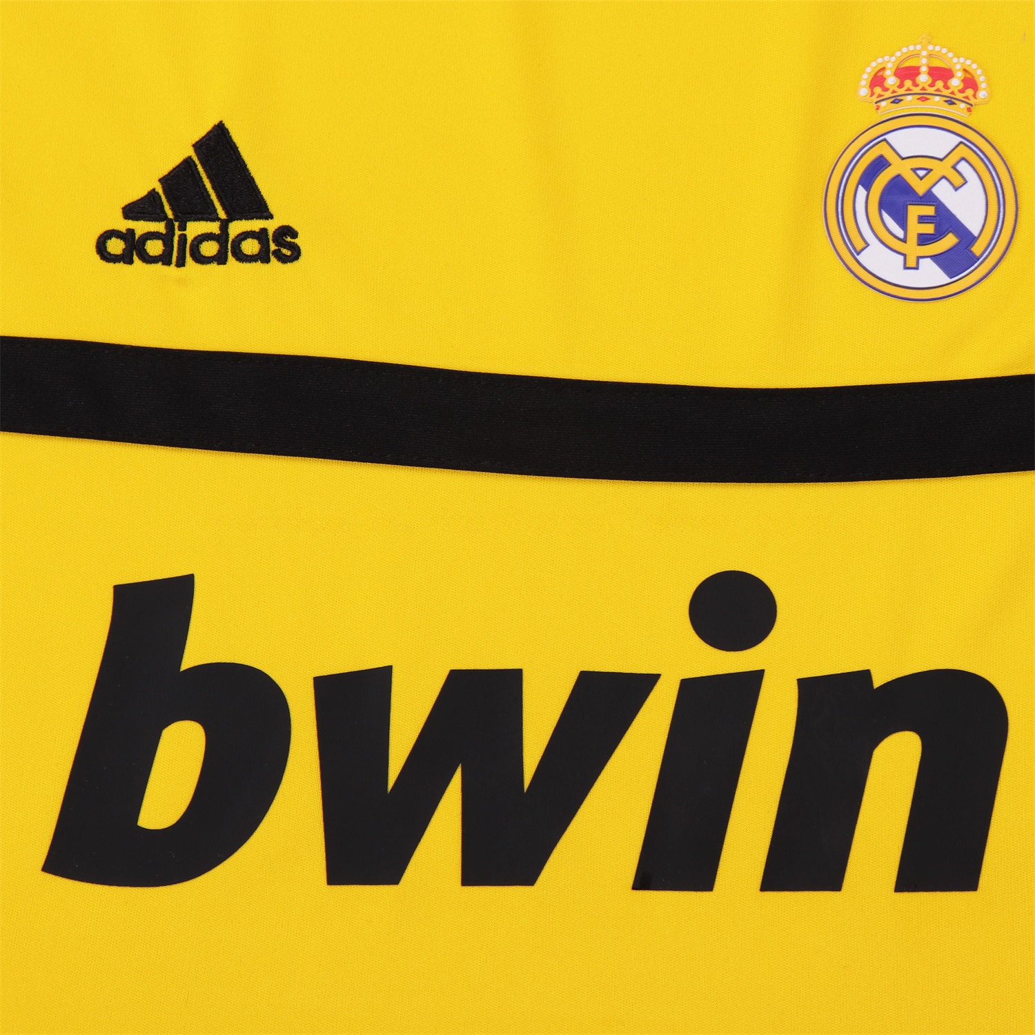 Retro Real Madrid 2011-12 Yellow Goalkeeper Kids Kit - Unitedfutballjersey