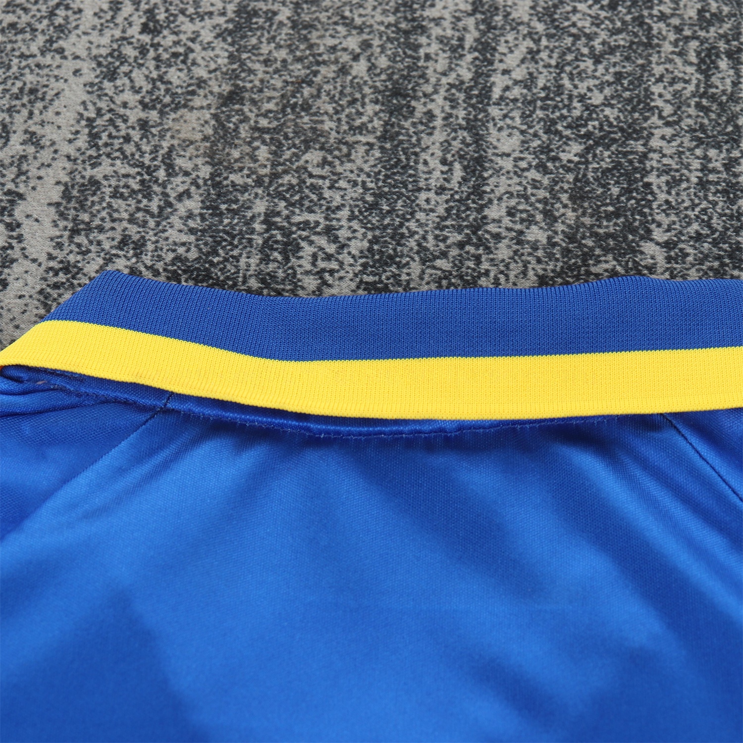 Retro Juventus 1995-96 Away Kids Kit - Unitedfutballjersey