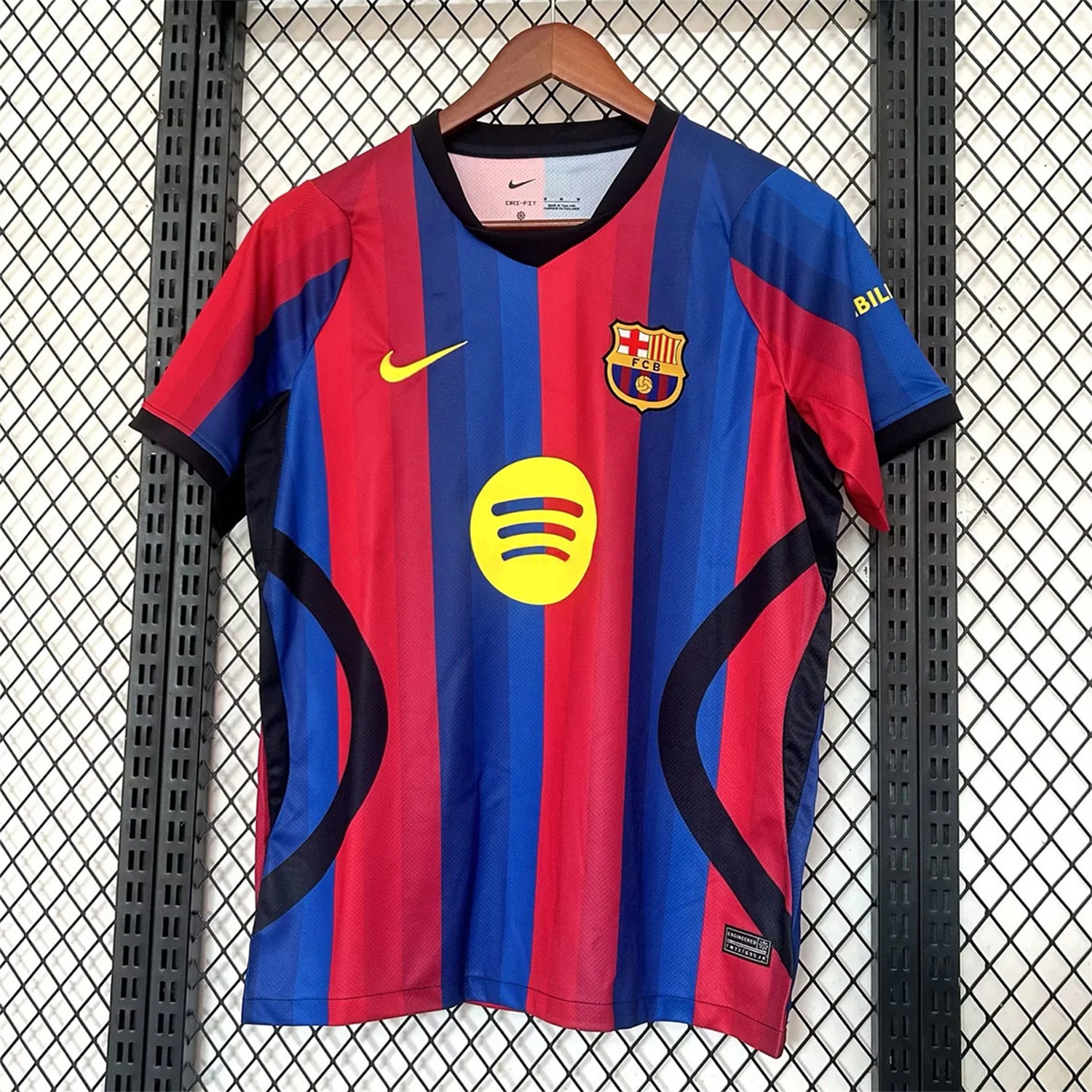 Barcelona 26-27 Home Jersey - Fans Version - Unitedfutballjersey