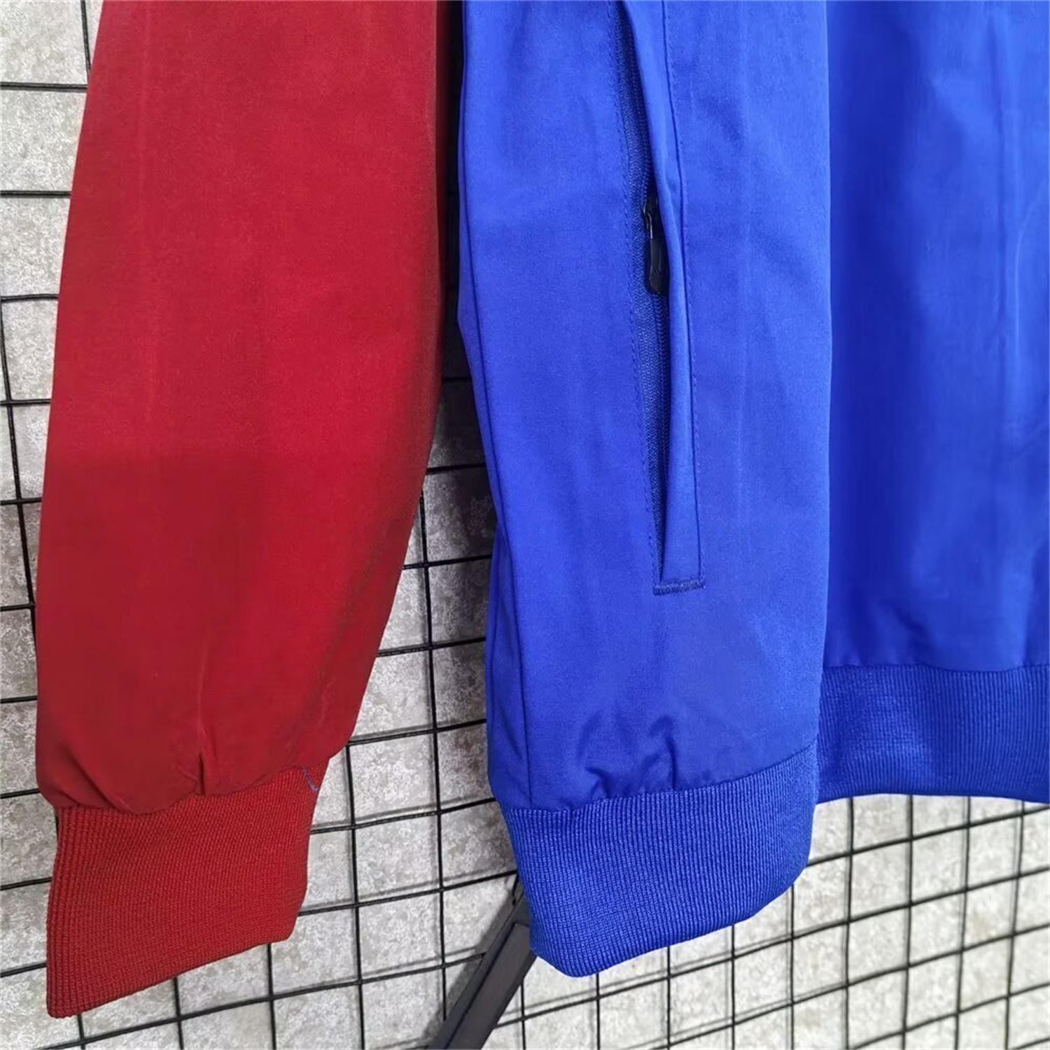 Retro Paris Saint-Germain PSG 1996-97 Red Blue Windbreaker Jacket - Unitedfutballjersey