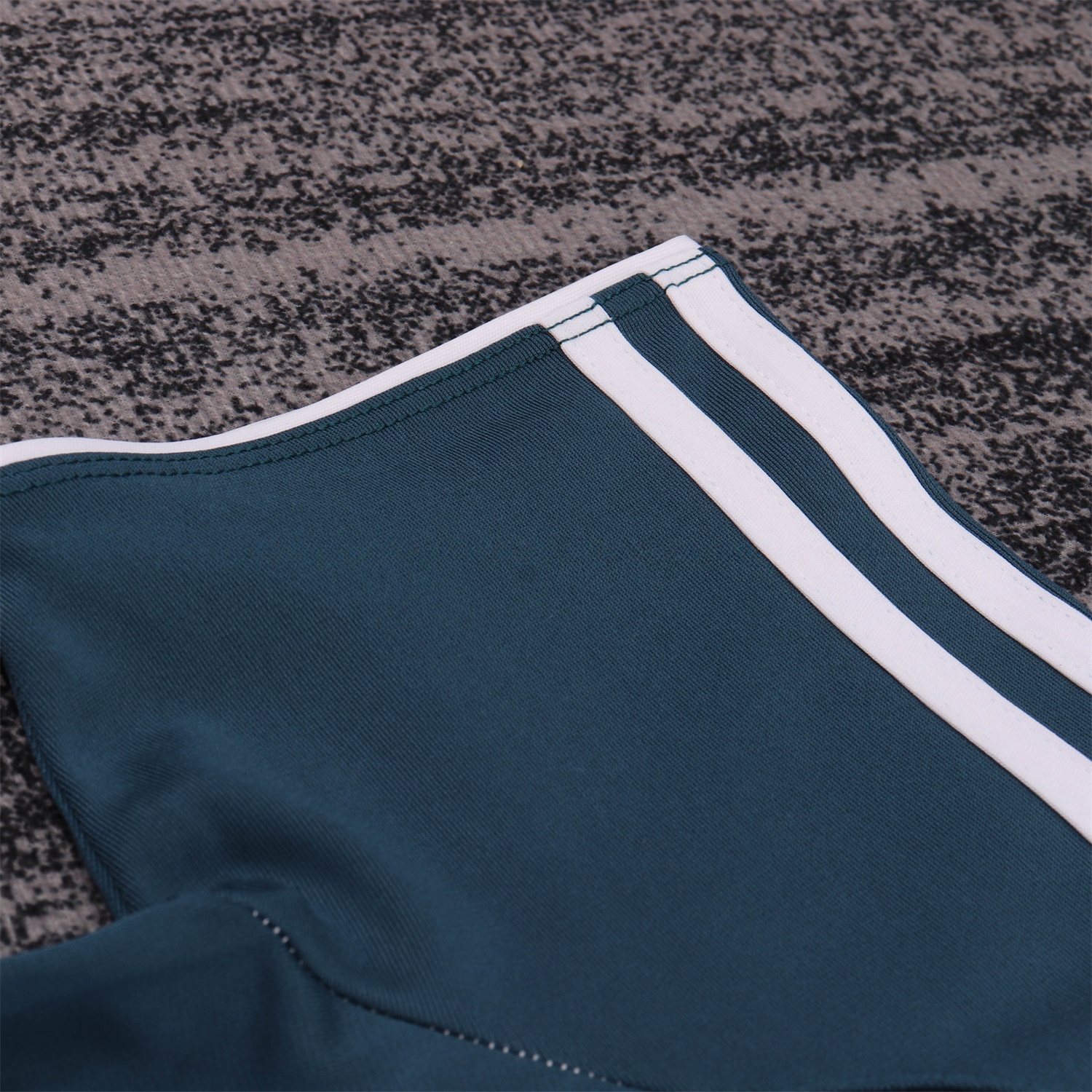 Retro Liver.pool 2006-08 Away Kids Kit - Unitedfutballjersey