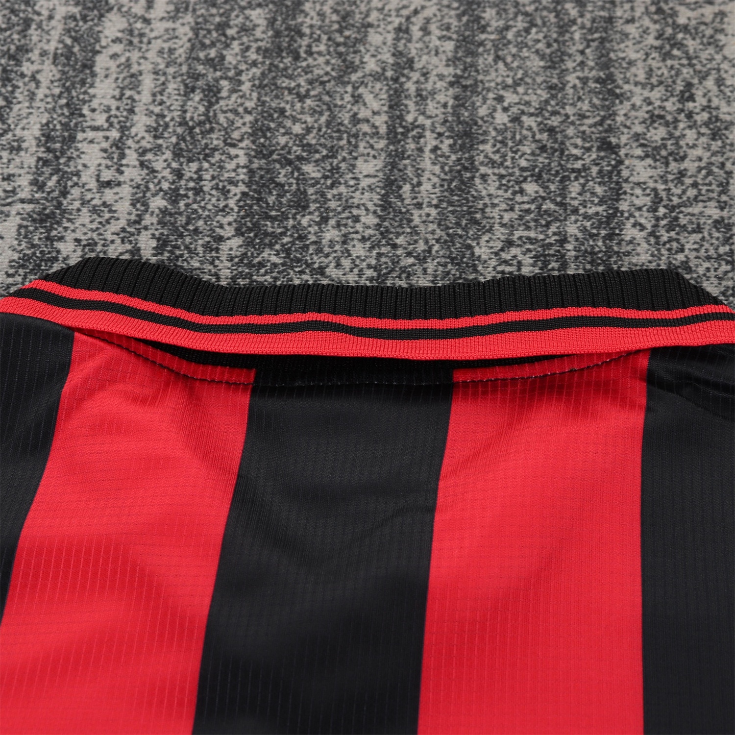 Retro AC Milan 1997-98 Home Kids Kit - Unitedfutballjersey