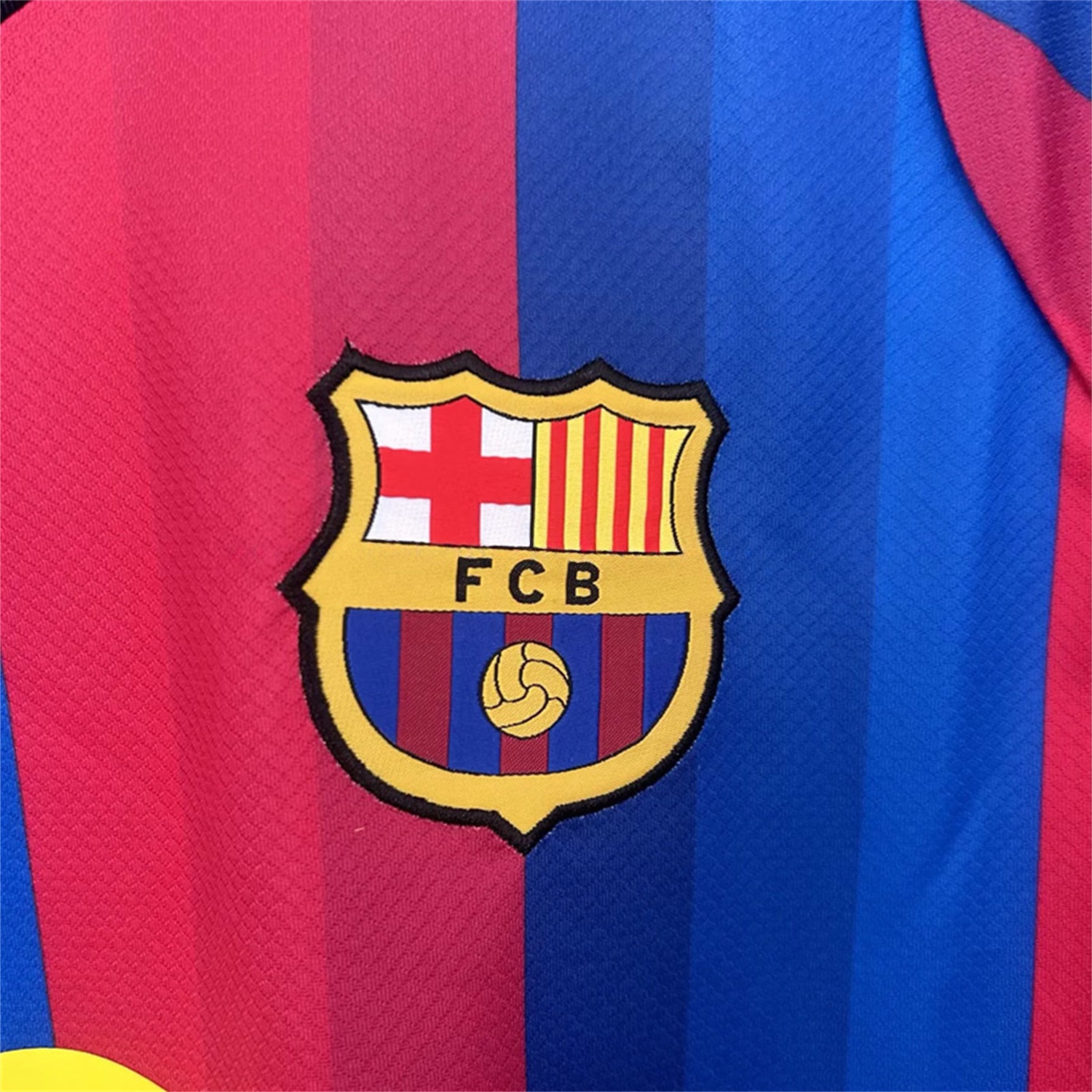 Barcelona 26-27 Home Jersey - Fans Version - Unitedfutballjersey