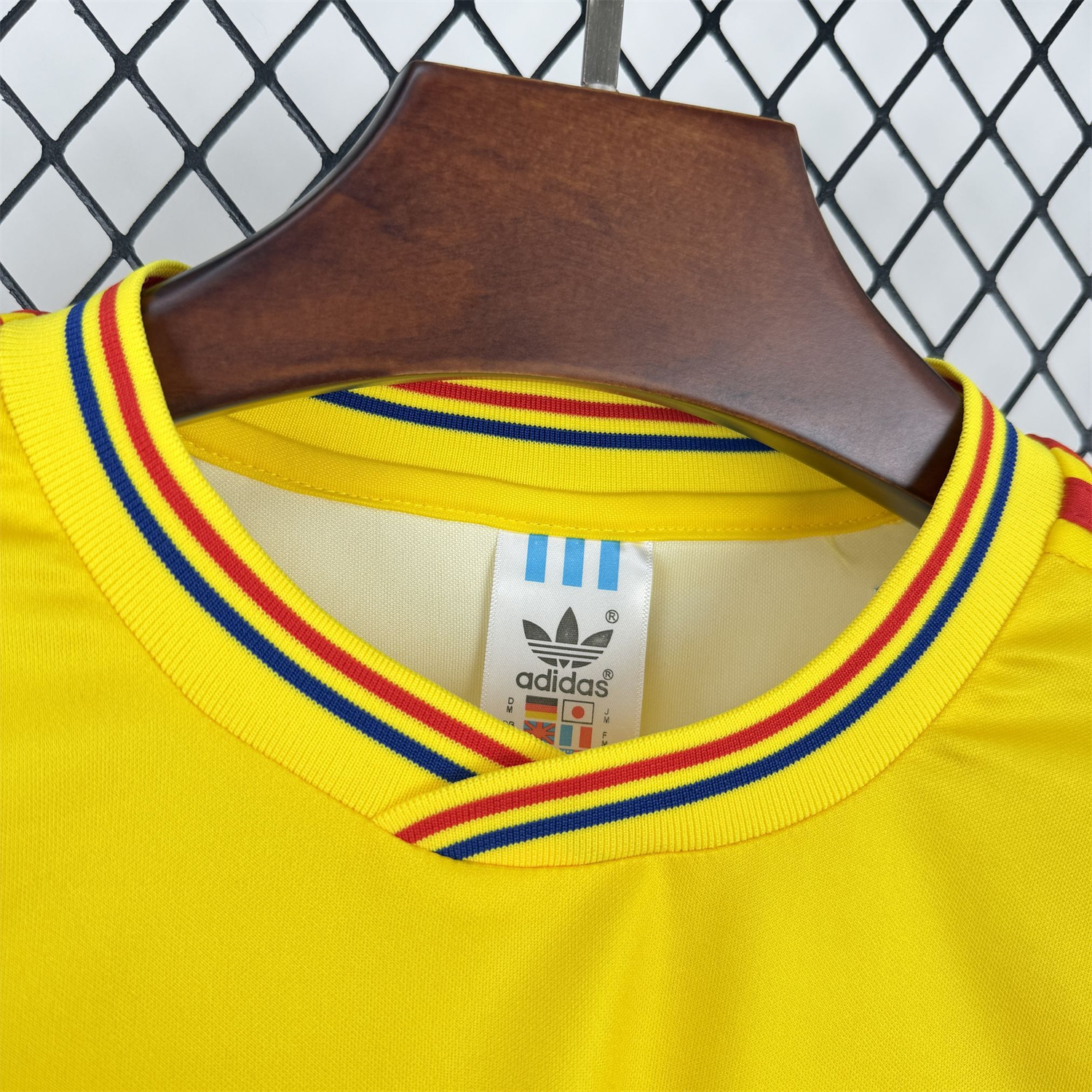 Retro Colombia 1990 Home Long Sleeves Jersey - Fans Version - Unitedfutballjersey