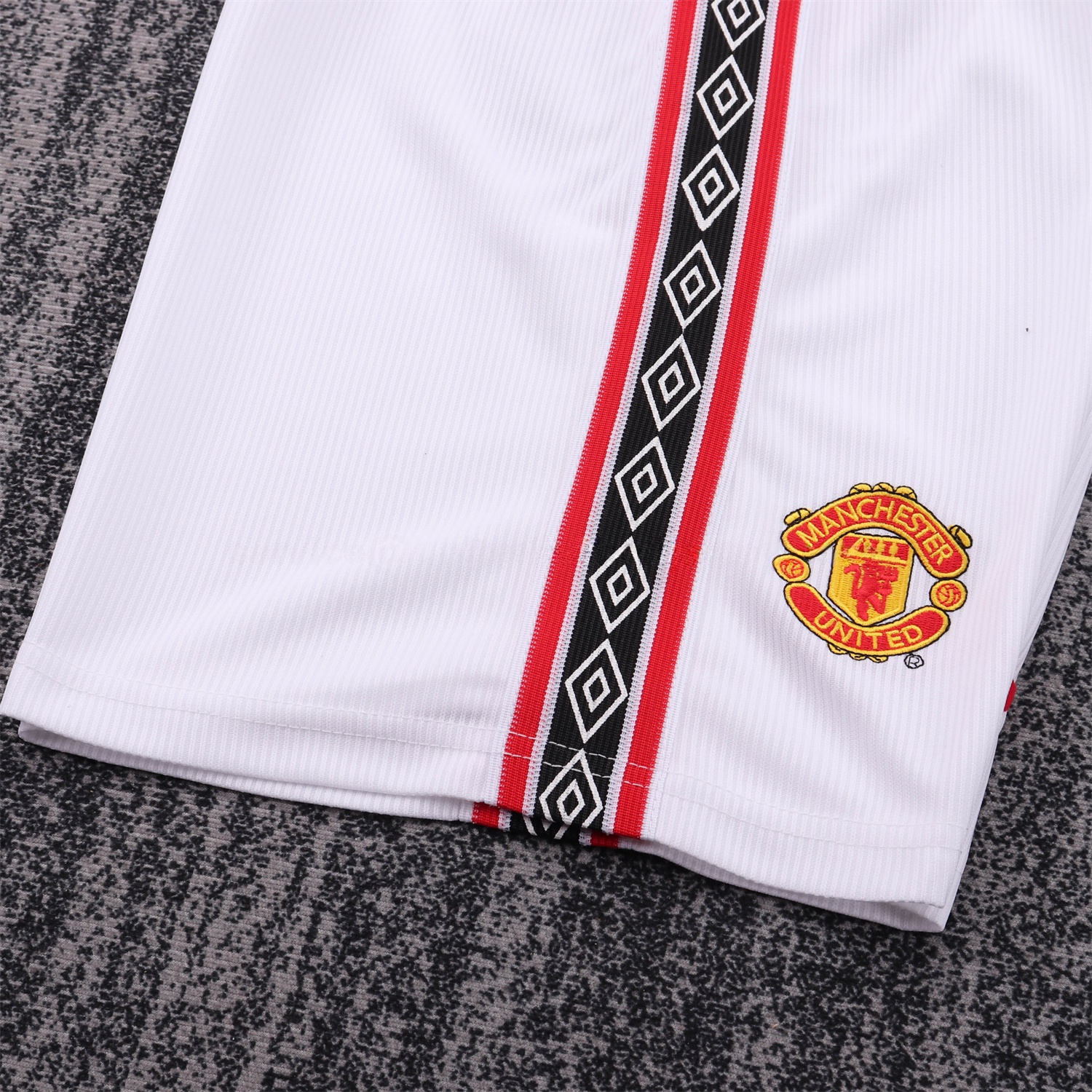 Retro Manchester United 1998-99 White Special Kids Kit - Unitedfutballjersey