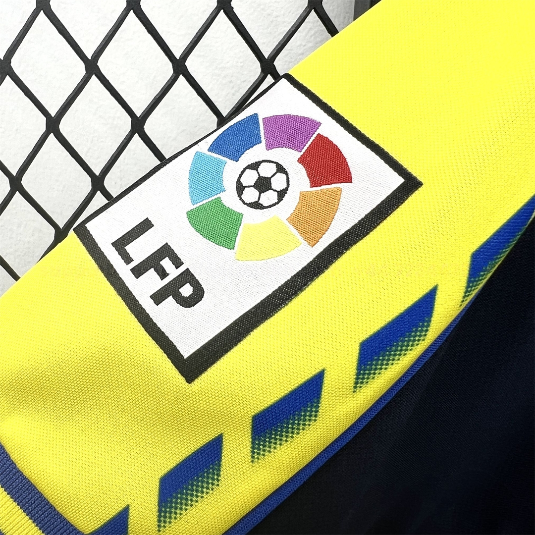 Cádiz Cadiz 25-26 Retro Style Jersey - Fans Version - Unitedfutballjersey