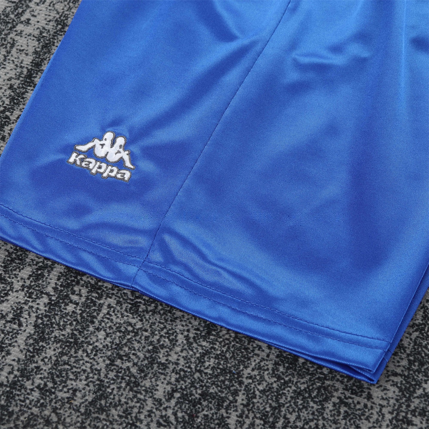 Retro Juventus 1995-96 Away Kids Kit - Unitedfutballjersey