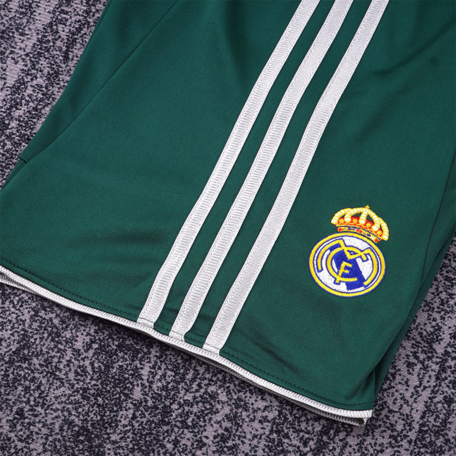 Retro Real Madrid 2012-13 Third Kids Kit - Unitedfutballjersey