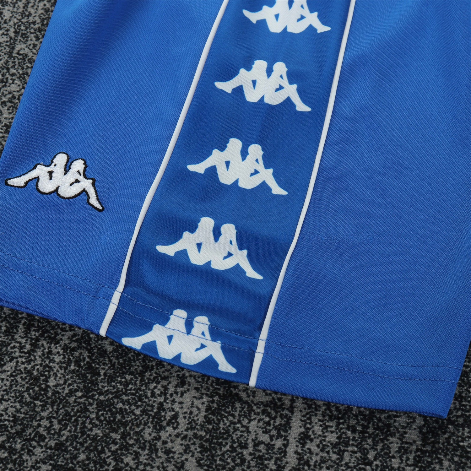 Retro Juventus 1999-00 Away Kids Kit - Unitedfutballjersey