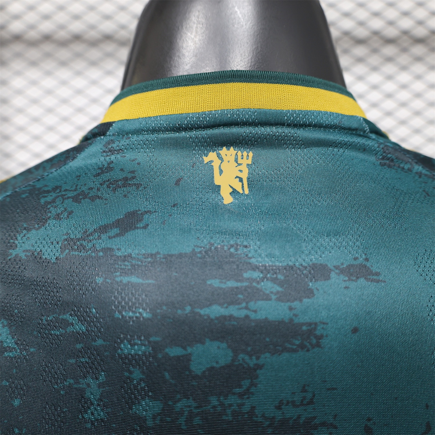 Manchester United 26-27 Devil Green Gold Special Jersey - Player Version - Unitedfutballjersey