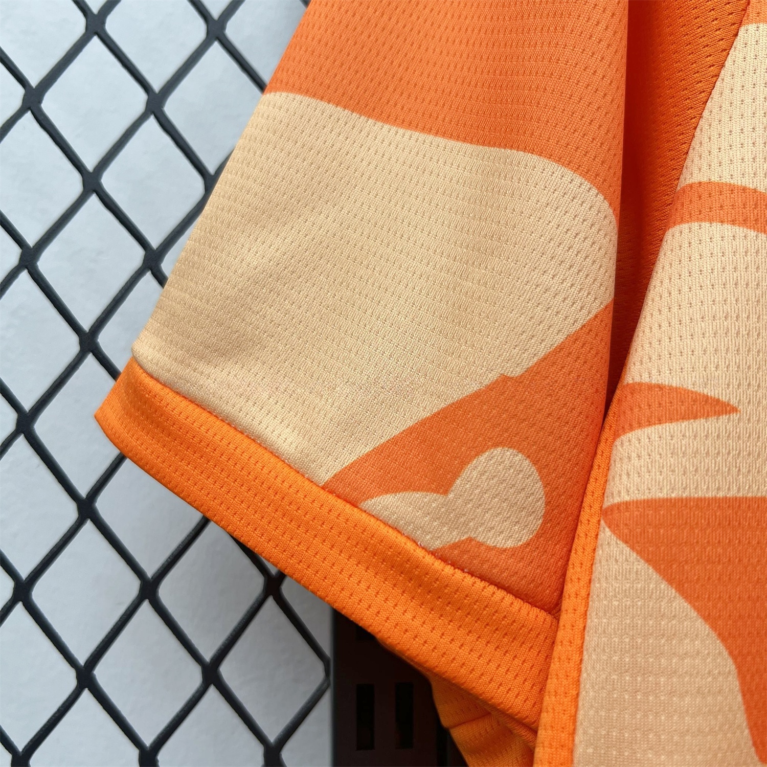 Valencia 25-26 Retro Style Jersey - Fans Version - Unitedfutballjersey