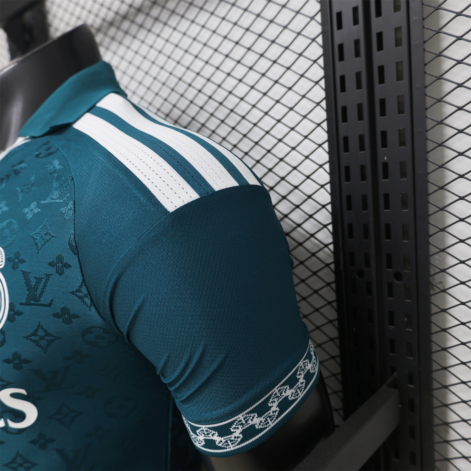 Real Madrid 25-26 Green Special Jersey - Player Version - Unitedfutballjersey