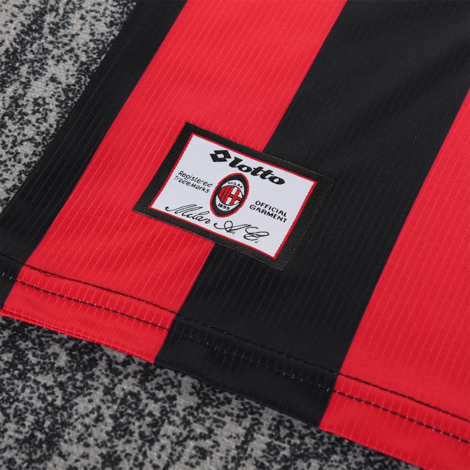 Retro AC Milan 1997-98 Home Kids Kit - Unitedfutballjersey