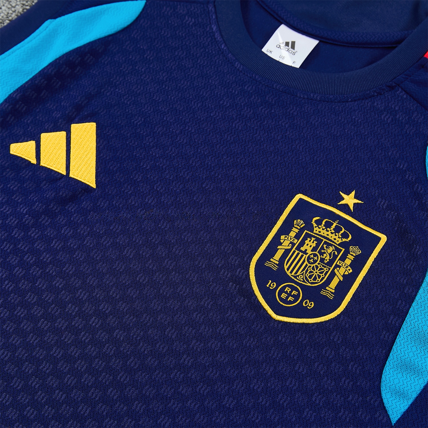 Spain 2026 Vest Training Set - Dark Blue Vest and Shorts - Unitedfutballjersey