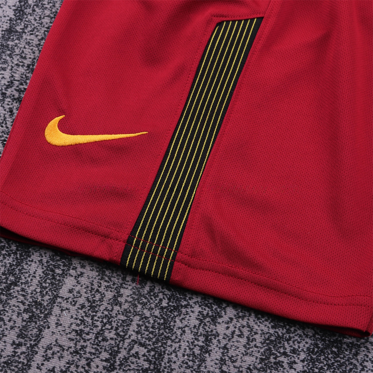 Retro Roma 2017-18 Home Kids Kit - Unitedfutballjersey